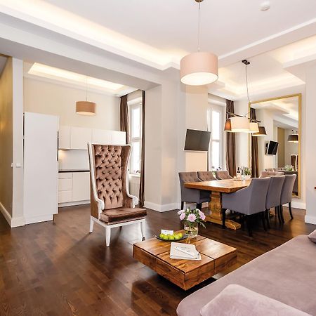 برلين شقق أرابيل البوتيكية المظهر الخارجي الصورة Interior of a serviced apartment in Warsaw, Poland