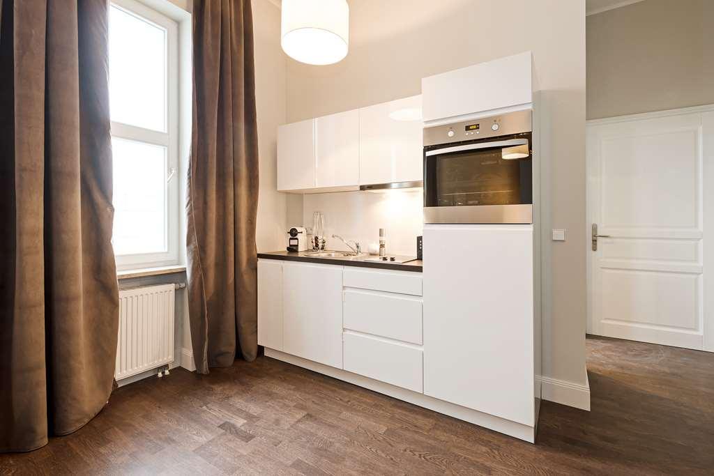برلين شقق أرابيل البوتيكية الغرفة الصورة A typical kitchen in a serviced apartment